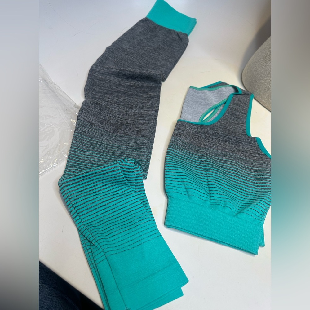 Seamless Teal & Gray Men's Active Boxer Briefs